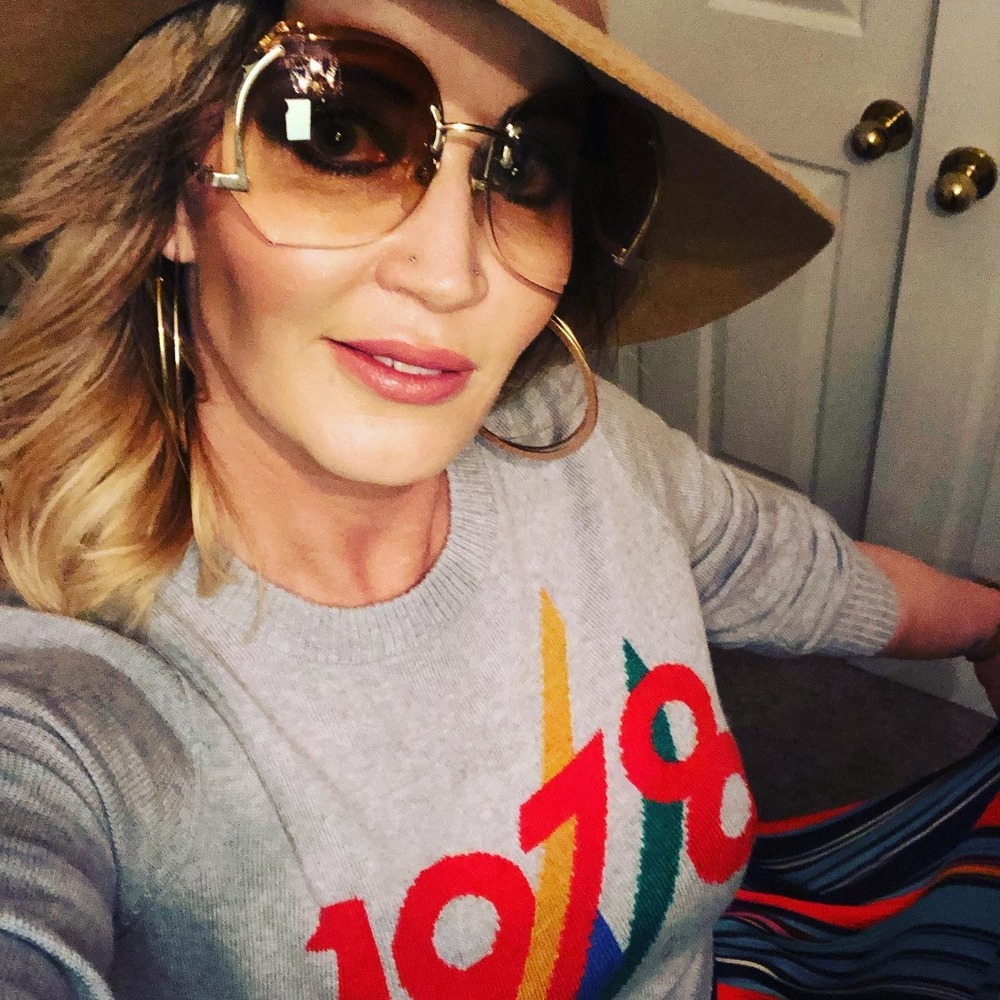 Meet your Posher, Linda